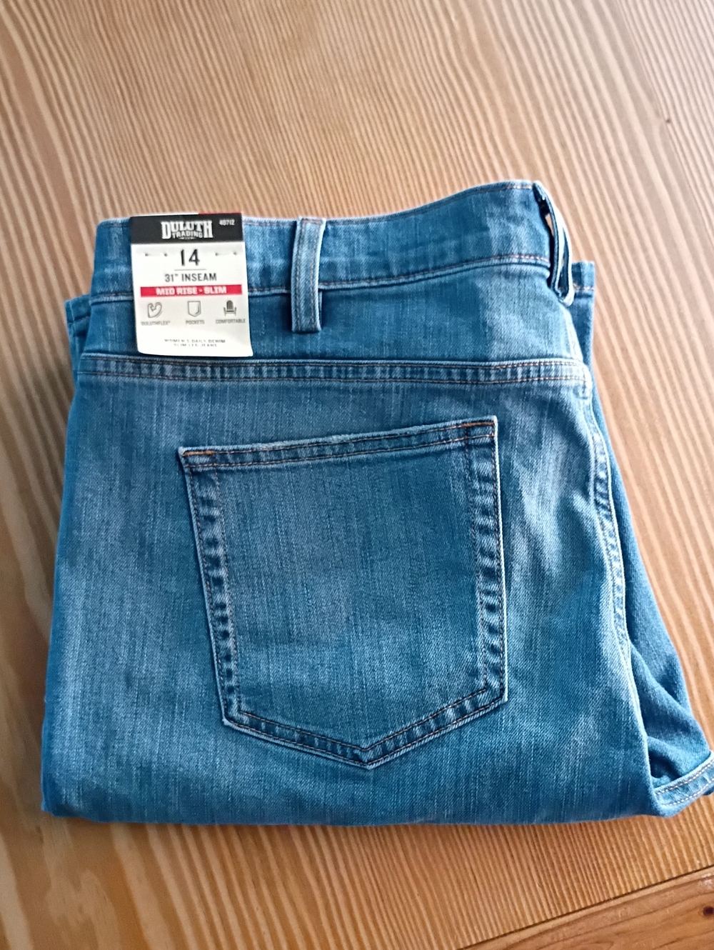 Duluth Trading Co Women’s Daily Denim Slim Leg Jeans